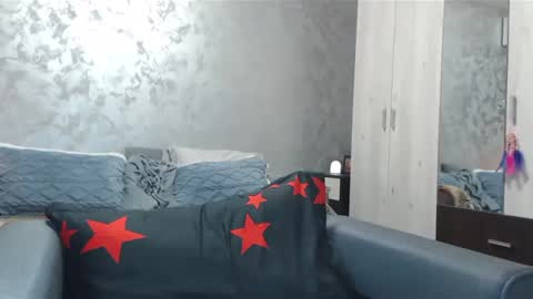 Lovepinklilly online show from 02.08.25