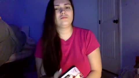 Snapshot of roseskylarr chatting on 09.18.25 roseskylarr online show from 09.18.25