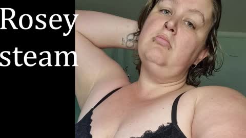 Snapshot of rosey231357695 chatting on 09.15.25 Rosey online show from 09.15.25