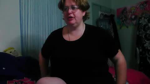 Snapshot of rosey231357695 chatting on 12.03.25 Rosey online show from 12.03.25