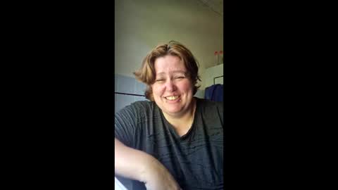 Snapshot of rosey231357695 chatting on 12.18.25 Rosey online show from 12.18.25