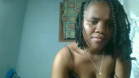 Snapshot of rosia22 chatting on 10.09.25 rosia22 online show from 10.09.25