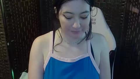 Snapshot of rosierevive chatting on 03.30.26 Rosie Revive online show from 03.30.26