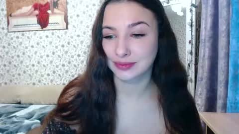 Snapshot of rosierosa chatting on 10.15.25 Rosie is waiting for YOU online show from 10.15.25