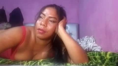 Snapshot of rosmerynava chatting on 12.20.24 rosmerynavarro online show from 12.20.24