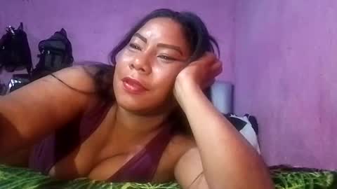 Snapshot of rosmerynava chatting on 12.26.24 rosmerynavarro online show from 12.26.24