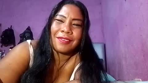 Snapshot of rosmerynava chatting on 01.14.25 rosmerynavarro online show from 01.14.25