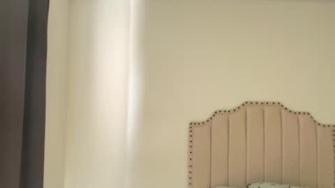 Snapshot of ross_bakerhot chatting on 11.26.25 Ross BakerHot online show from 11.26.25