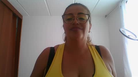 Snapshot of rossanalionheart chatting on 02.02.25 Rossana online show from 02.02.25