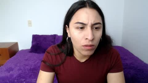 Snapshot of rosse77_ chatting on 10.02.25 rosse online show from 10.02.25