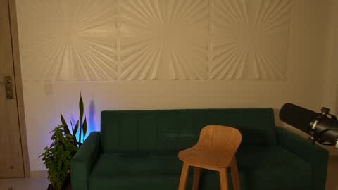 Rossey online show from 12.25.24