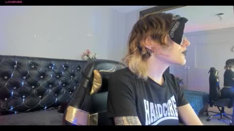 Snapshot of rossiegp chatting on 03.25.26 Rossie hunt online show from 03.25.26