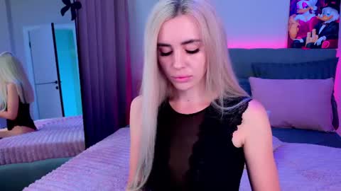 Snapshot of rossy_x_ chatting on 07.30.26 Rossy 630 pm - 230 am online show from 07.30.26