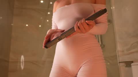 Hi Im Maria Check my Bio  online show from 03.16.26