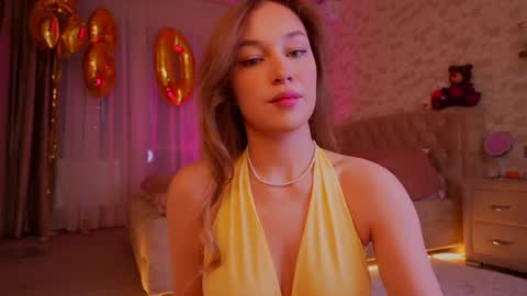 Hi Im Maria Check my Bio  online show from 04.27.26