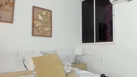 Snapshot of rouse_46 chatting on 12.15.24 Rouse online show from 12.15.24