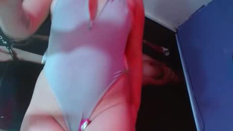 Snapshot of rouserios04 chatting on 10.10.25 rouserios online show from 10.10.25