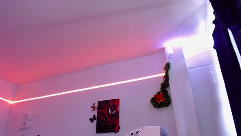 Snapshot of rousrossell_4 chatting on 12.14.24 Call me Rous  online show from 12.14.24