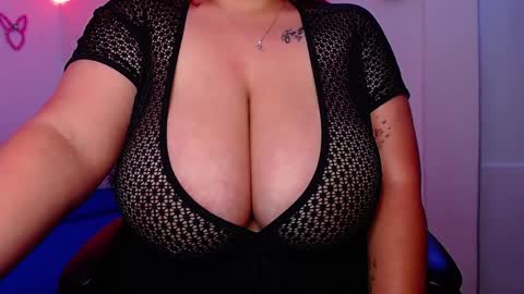 Snapshot of rousrossell_4 chatting on 12.16.24 Call me Rous  online show from 12.16.24