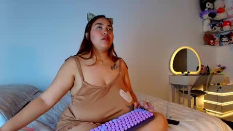Snapshot of rousrossell_4 chatting on 07.15.26 Call me Rous online show from 07.15.26