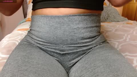 Rouss marie henao  online show from 02.01.25