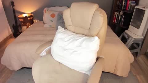 Rouss marie henao  online show from 09.24.25