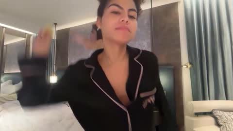 Roustar online show from 11.17.25