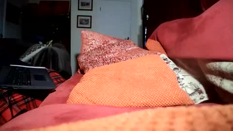 Snapshot of rowa987161 chatting on 04.04.26 rowa987161 online show from 04.04.26