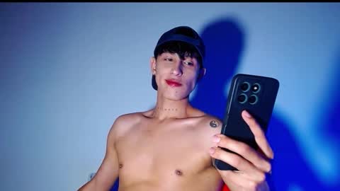 rowanboy23 online show from 12.15.25