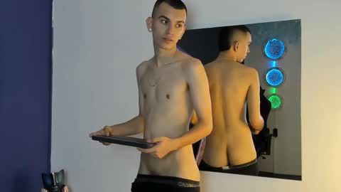 Snapshot of rowancley chatting on 11.27.25 Rowan online show from 11.27.25