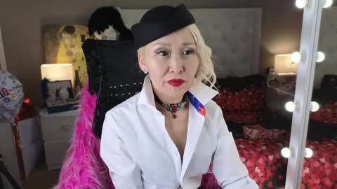 Roxalana online show from 04.28.26