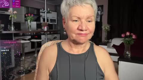 Roxana online show from 02.25.25