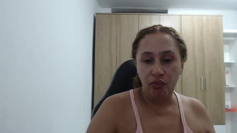 Roxana online show from 04.17.26