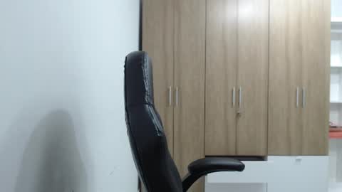 Snapshot of roxanalove7 chatting on 06.27.26 Roxana online show from 06.27.26