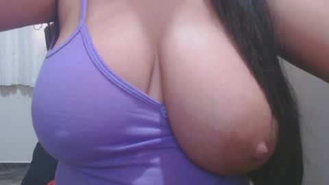 Snapshot of roxanbahottt chatting on 07.12.26 roxxy online show from 07.12.26