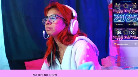 Snapshot of roxanbunny chatting on 01.09.25 roxxy online show from 01.09.25