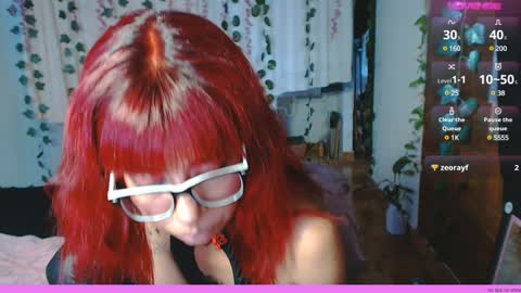 Snapshot of roxanbunny chatting on 01.21.25 roxxy online show from 01.21.25