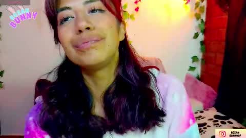 Snapshot of roxanbunny chatting on 11.28.25 roxxy online show from 11.28.25