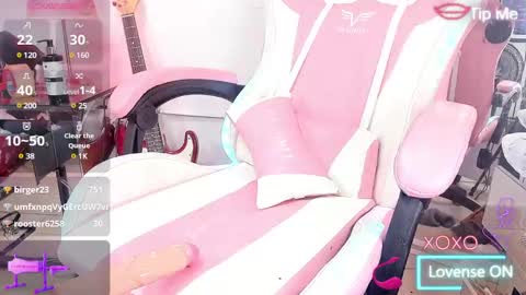 Roxane  online show from 01.11.25