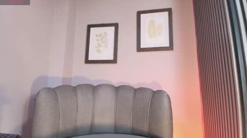  Roxanna  online show from 05.29.26