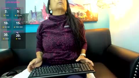  Roxanna  online show from 06.15.26