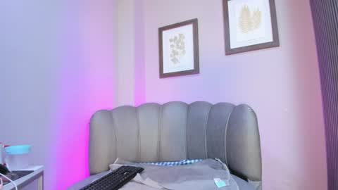 Roxanna  online show from 06.29.26