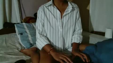 Snapshot of roxanne_98 chatting on 10.30.25 roxanne_98 online show from 10.30.25