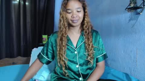 roxanne_98 online show from 02.25.26