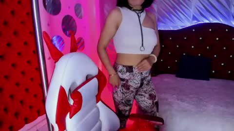 roxanne_han online show from 06.09.26