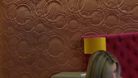 Snapshot of roxanne_joy chatting on 01.08.26 Roxanne online show from 01.08.26