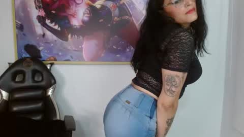 Roxanne online show from 10.27.25