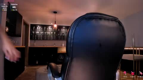 Roxanne Hill  online show from 02.18.25