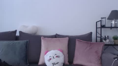 roxanneliss online show from 02.21.26