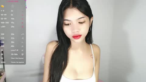 Snapshot of roxie_fuckdoll chatting on 05.28.26 Roxie online show from 05.28.26